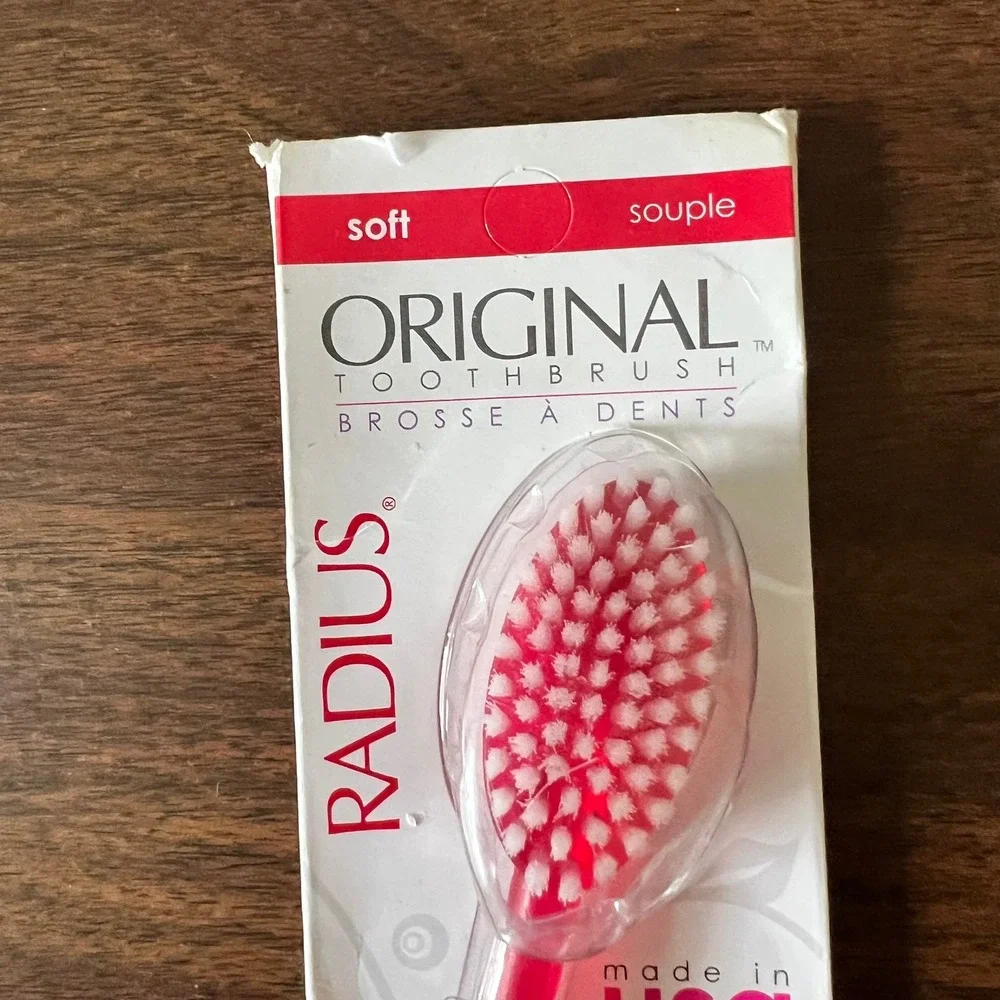 Radius Original Toothbrush Soft Bristles Right Hand Red Made in USA sealed new‎